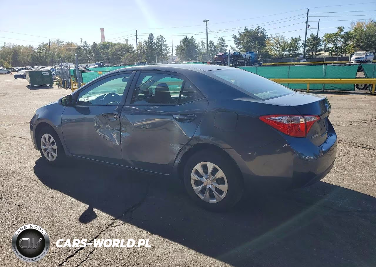 2015 Toyota Corolla L VIN:5YFBURHE4FP315562 - 2