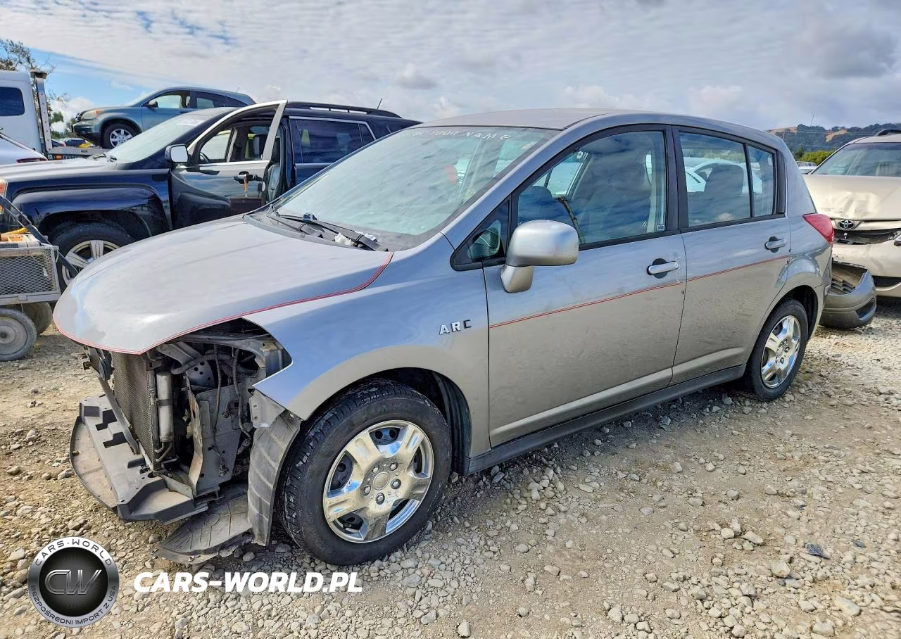 2012 Nissan Versa 1.8 S