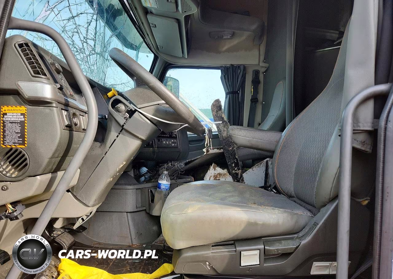 2020 Volvo Vnl Semi Truck VIN:4V4NC9EH6LN233697 - 7