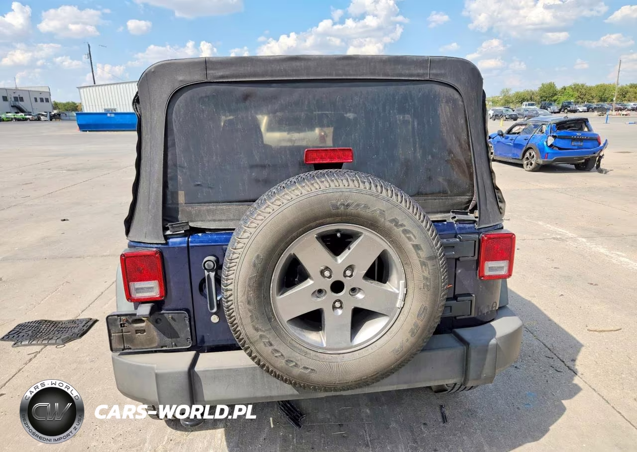 2013 Jeep Wrangler Unlimited Sport VIN:1C4BJWDGXDL554280 - 6