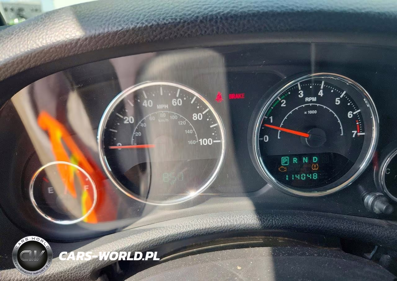 2013 Jeep Wrangler Unlimited Sport VIN:1C4BJWDGXDL554280 - 9