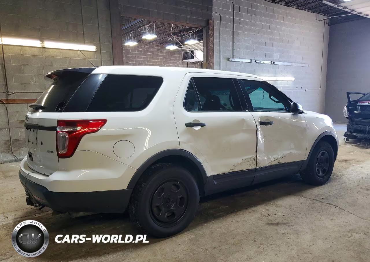 2013 Ford Explorer Police Interceptor VIN:1FM5K8AR5DGC62987 - 3