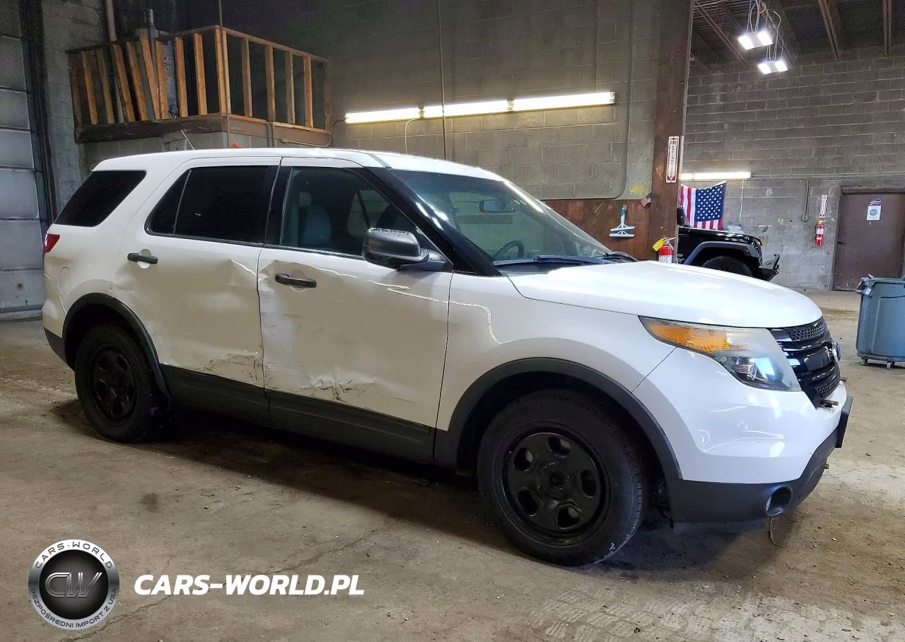 2013 Ford Explorer Police Interceptor VIN:1FM5K8AR5DGC62987 - 4