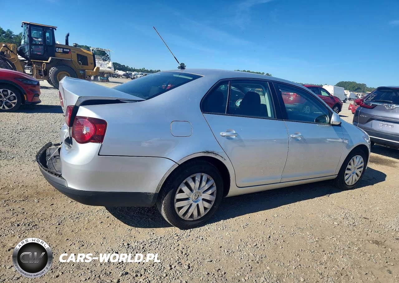 2010 Volkswagen Jetta S VIN:3VWJX7AJ4AM001874 - 3
