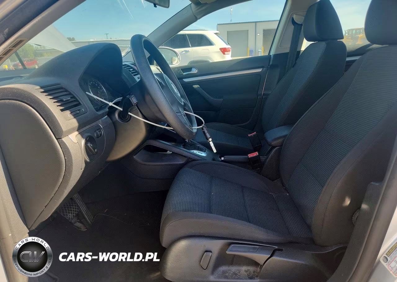 2010 Volkswagen Jetta S VIN:3VWJX7AJ4AM001874 - 7