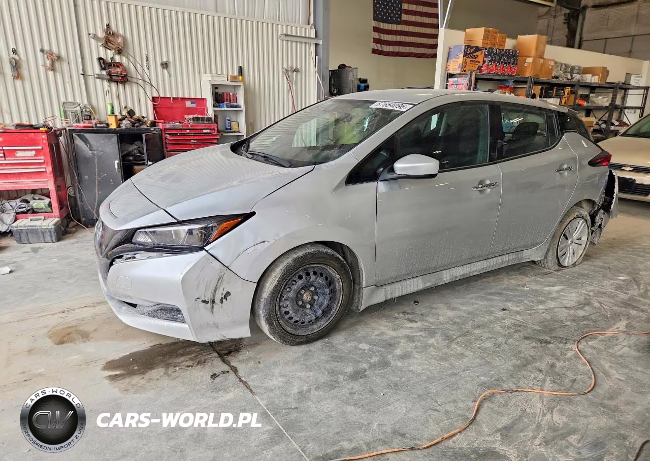 2023 Nissan Leaf S