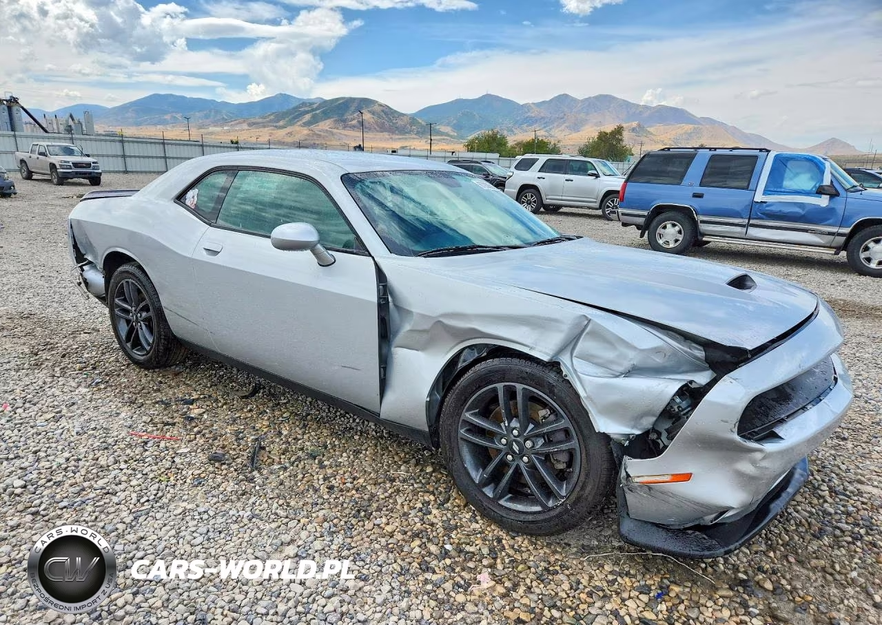 2019 Dodge Challenger Gt Awd VIN:2C3CDZKG3KH719794 - 4