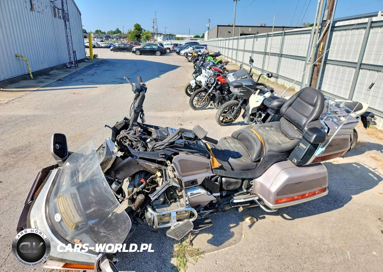 1997 Honda Gl1500 Se12 VIN:1HFSC2238VA901336 - 3