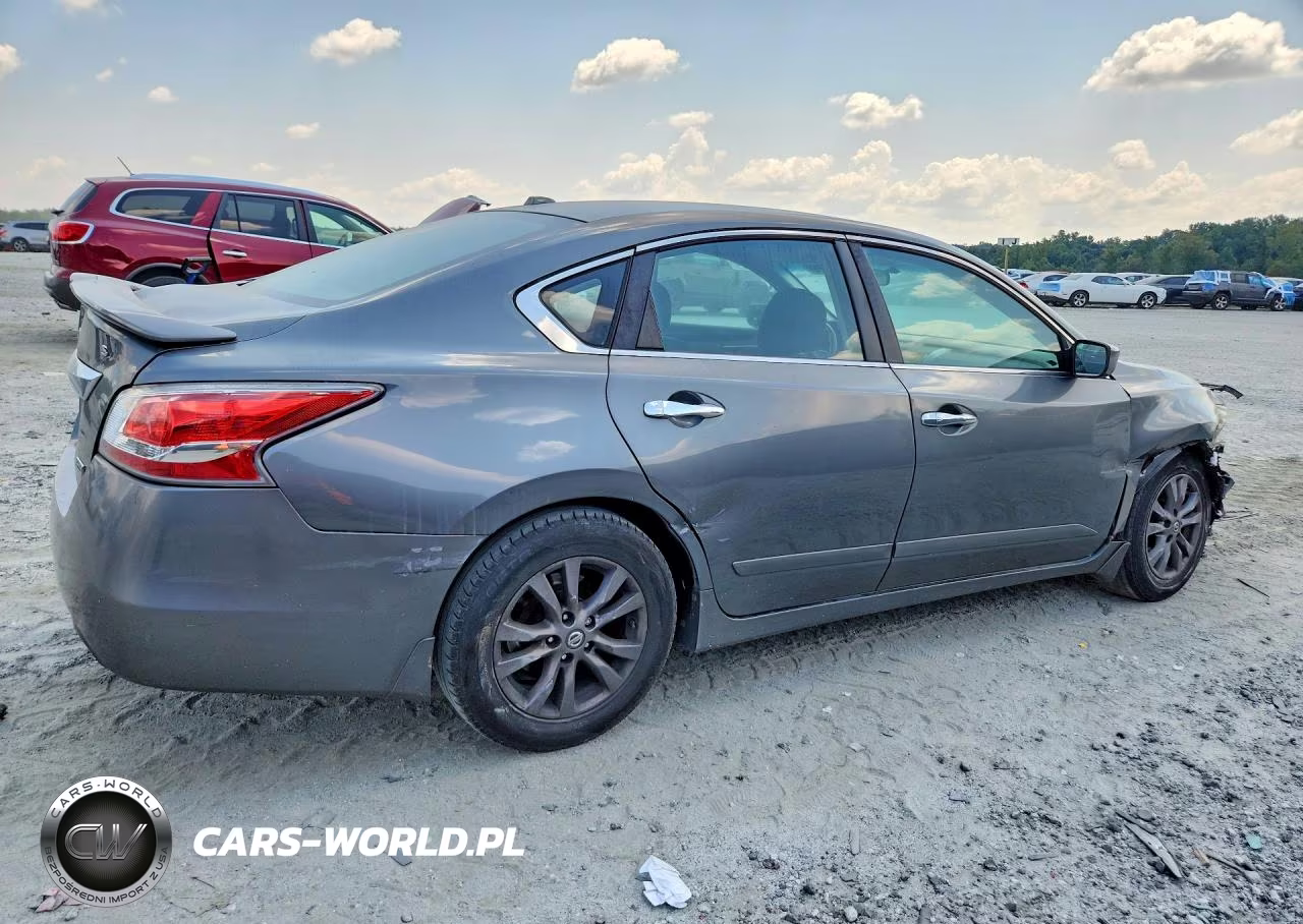 2015 Nissan Altima 2.5 S VIN:1N4AL3AP5FN920085 - 3