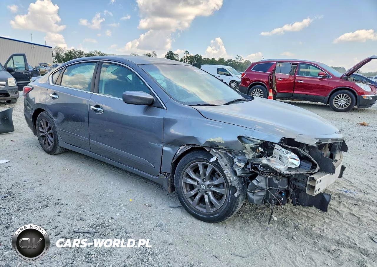 2015 Nissan Altima 2.5 S VIN:1N4AL3AP5FN920085 - 4