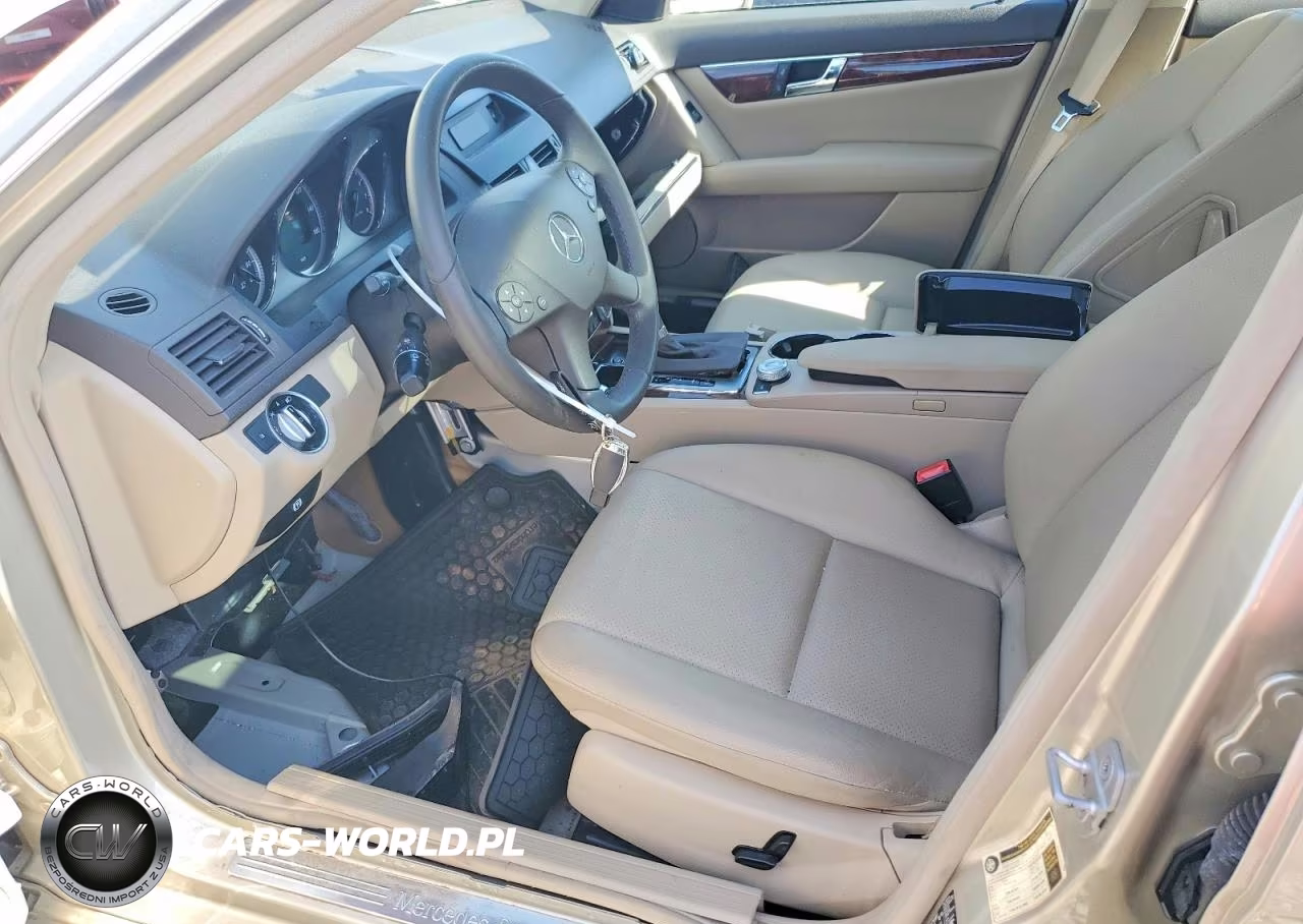 2011 Mercedes-Benz C 300 4Matic VIN:WDDGF8BB7BR152386 - 7