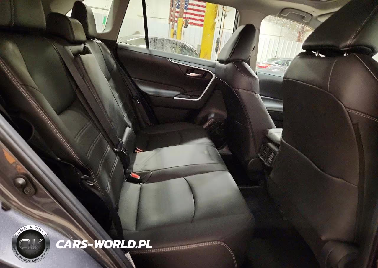 2025 Toyota Rav4 Xle Premium VIN:2T3A1RFV1SW521431 - 10