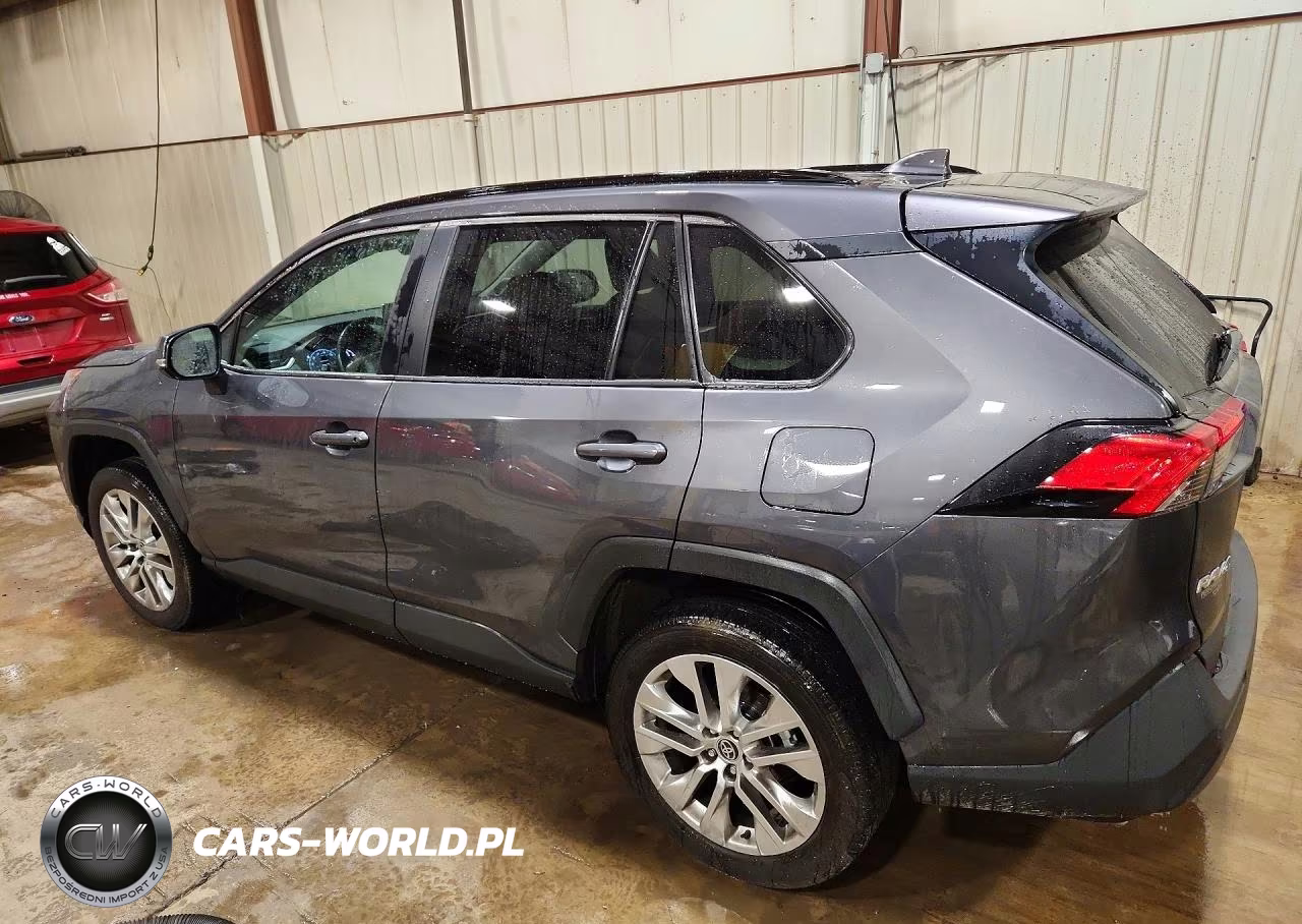 2025 Toyota Rav4 Xle Premium VIN:2T3A1RFV1SW521431 - 2
