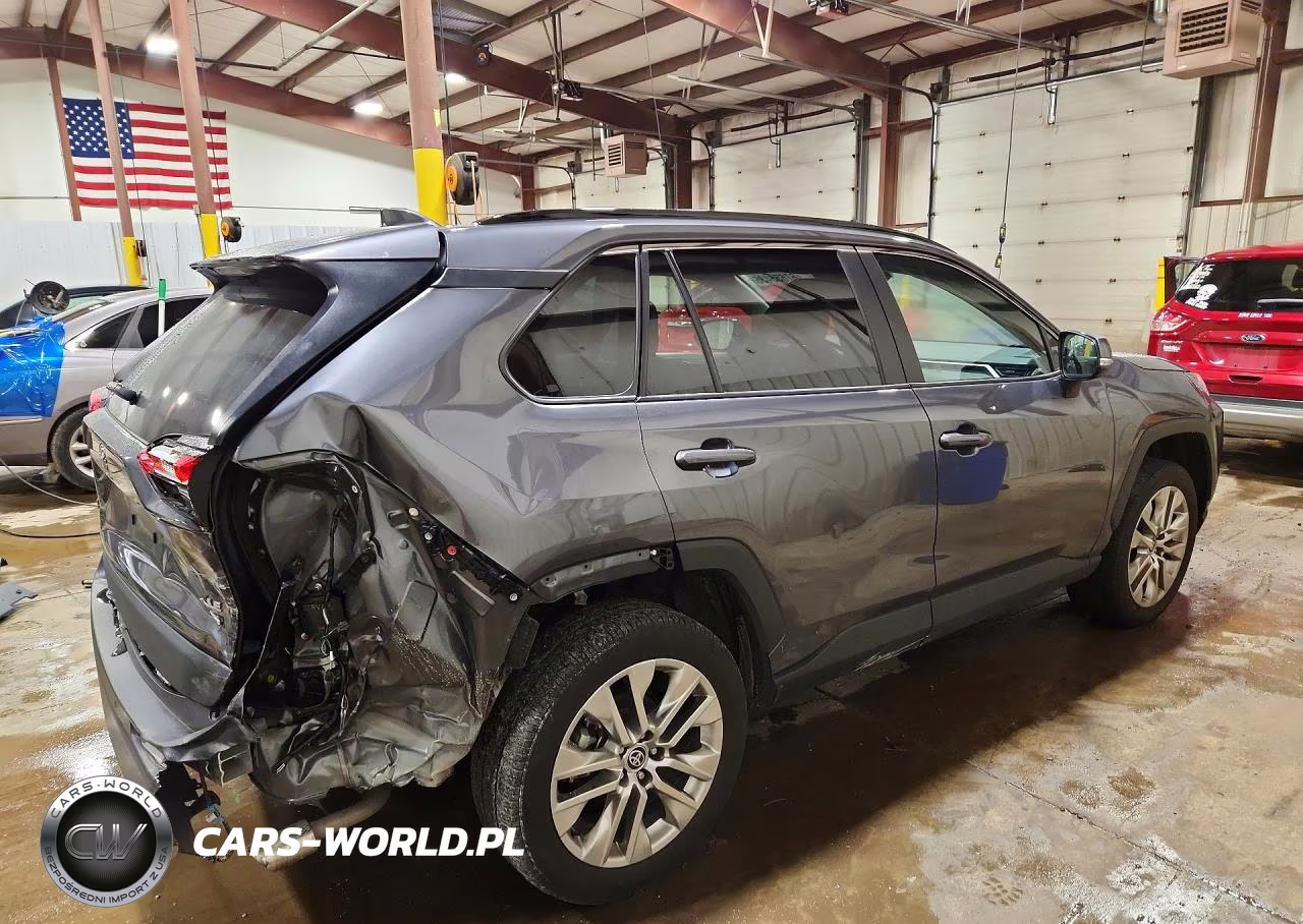 2025 Toyota Rav4 Xle Premium VIN:2T3A1RFV1SW521431 - 3