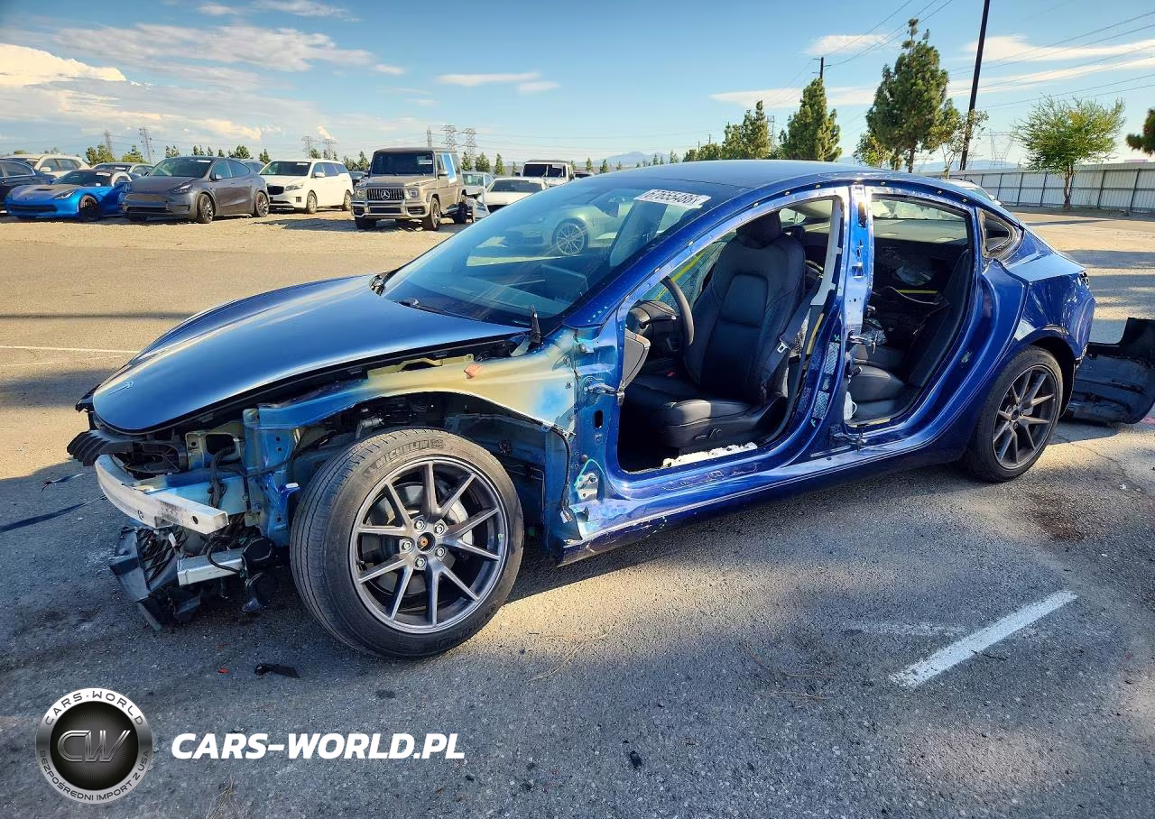 2021 Tesla Model 3 VIN:5YJ3E1EB5MF014921 - 1