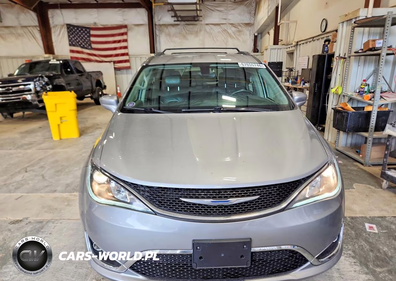 2018 Chrysler Pacifica Touring Touring L VIN:2C4RC1BG9JR246891 - 5