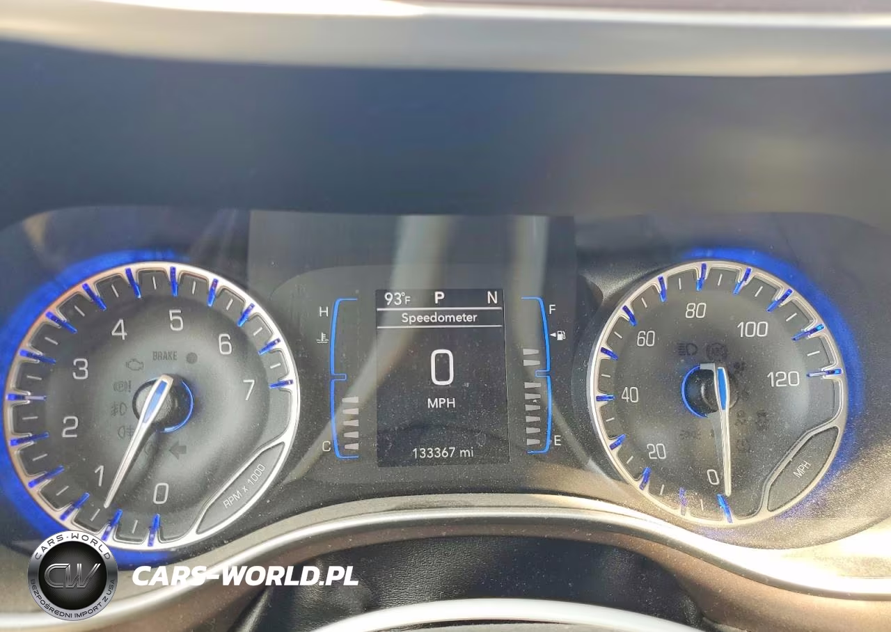 2019 Chrysler Pacifica Lx VIN:2C4RC1CG8KR537852 - 9