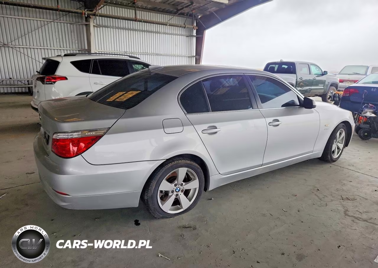 2010 BMW 528 Xi VIN:WBANV1C57AC443232 - 3
