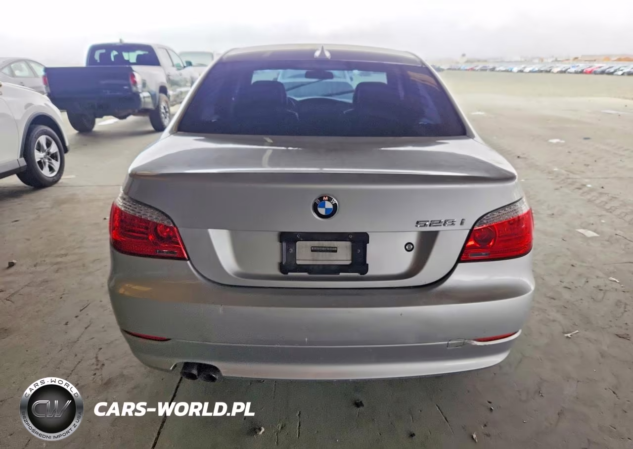 2010 BMW 528 Xi VIN:WBANV1C57AC443232 - 6