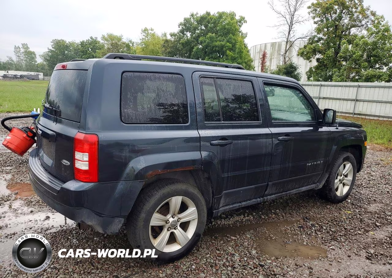 2015 Jeep Patriot VIN:1C4NJRAB9FD423104 - 3