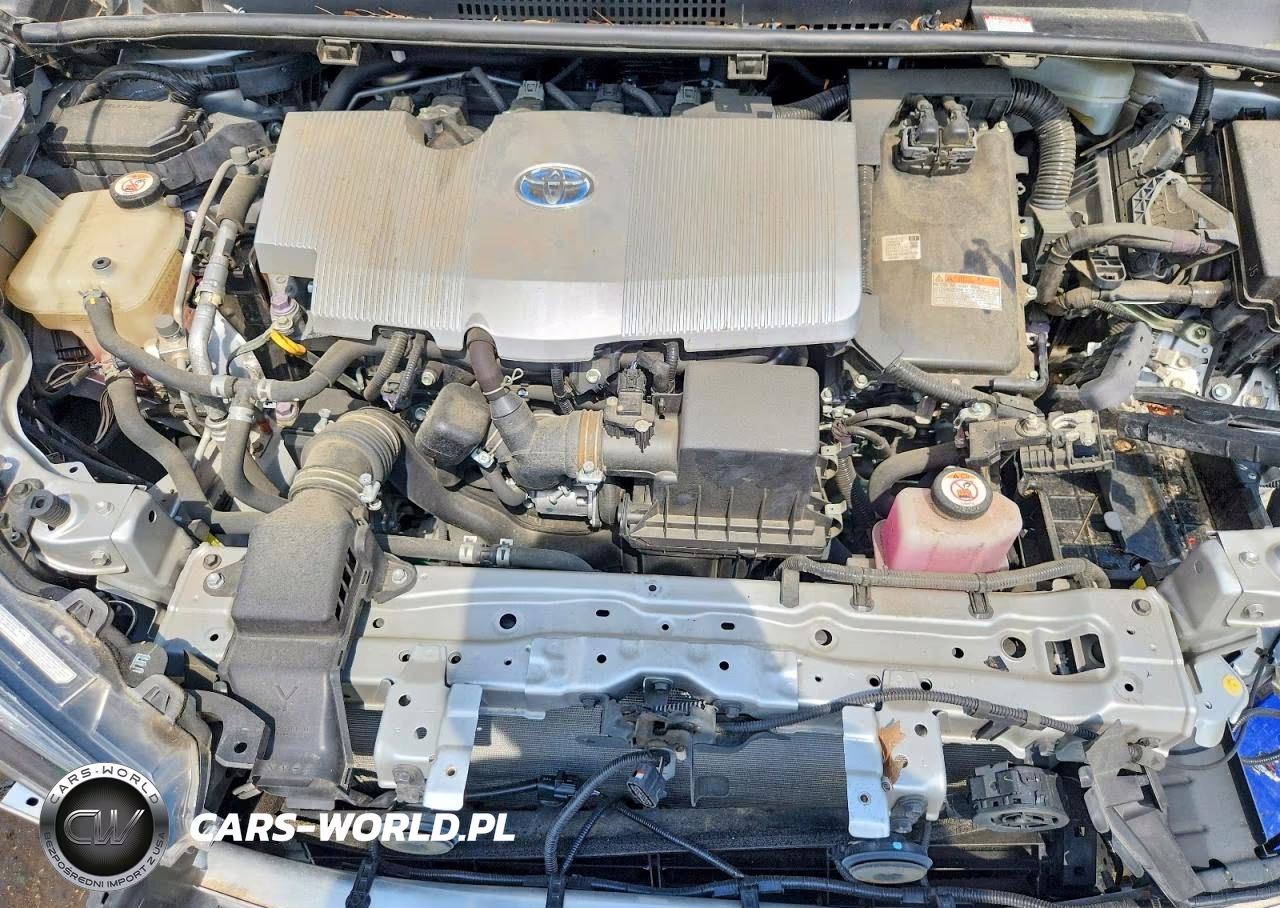 2020 Toyota Prius Le VIN:JTDKARFU9L3120676 - 11