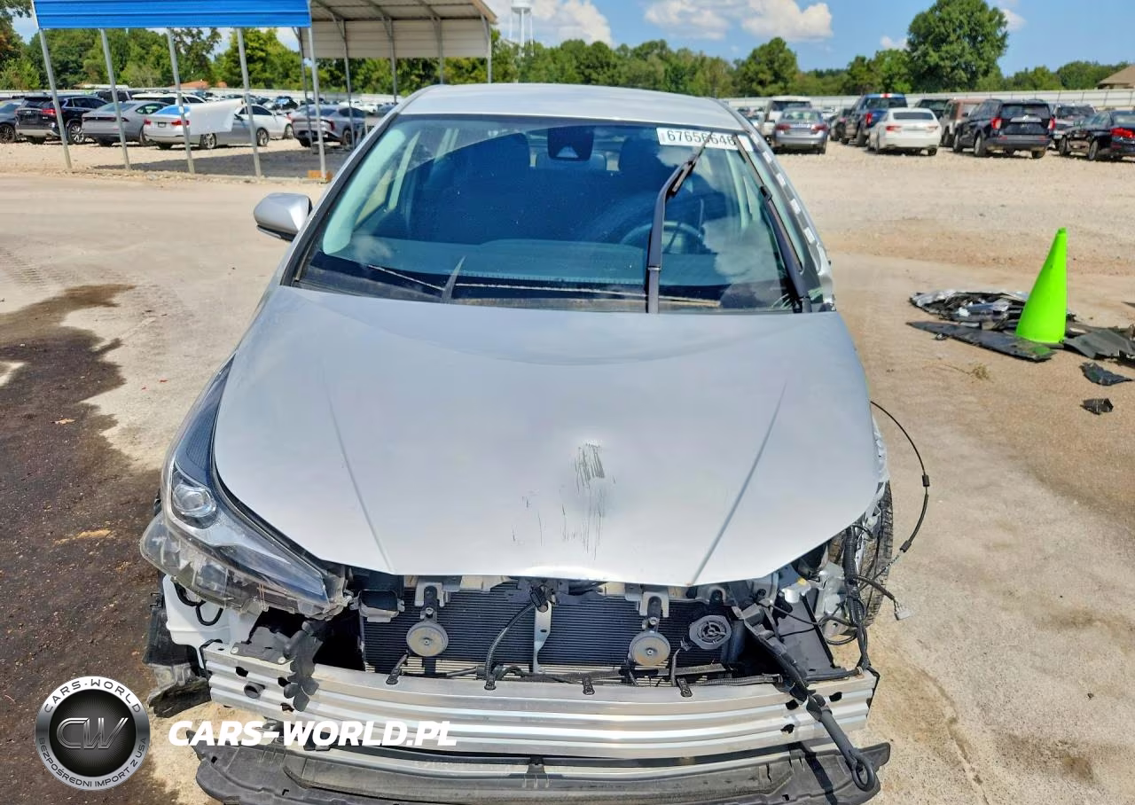 2020 Toyota Prius Le VIN:JTDKARFU9L3120676 - 5