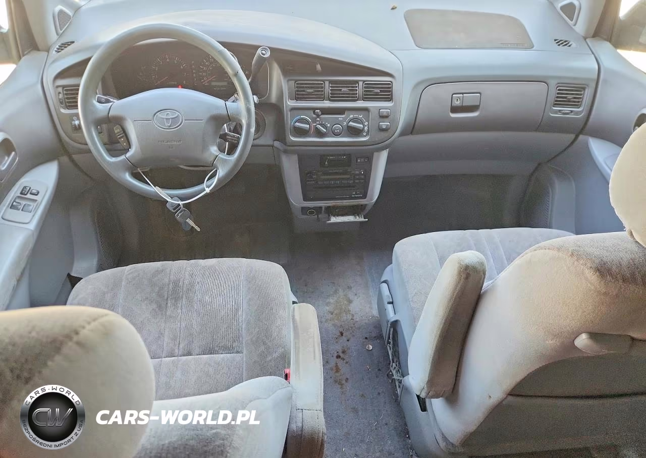 1999 Toyota Sienna Le VIN:4T3ZF13C6XU111465 - 8