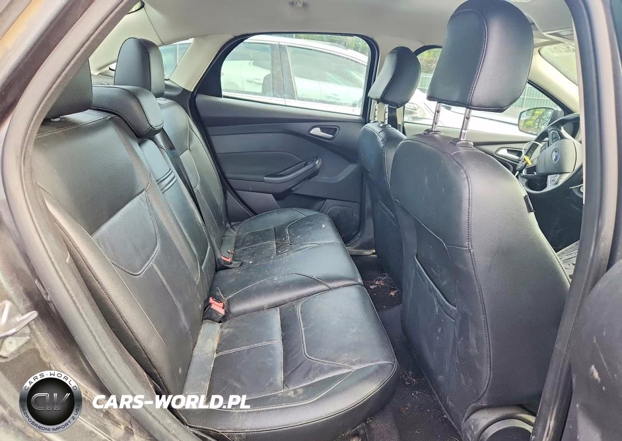 2015 Ford Focus Se VIN:1FADP3F20FL264968 - 10