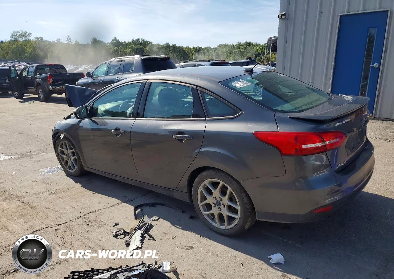 2015 Ford Focus Se VIN:1FADP3F20FL264968 - 2