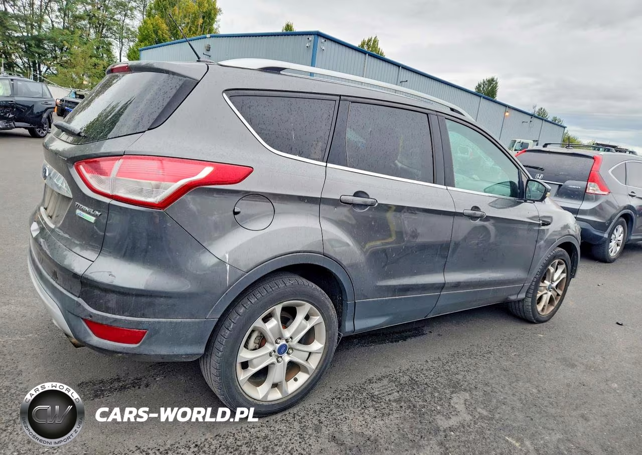 2015 Ford Escape Titanium VIN:1FMCU0J95FUA32986 - 3
