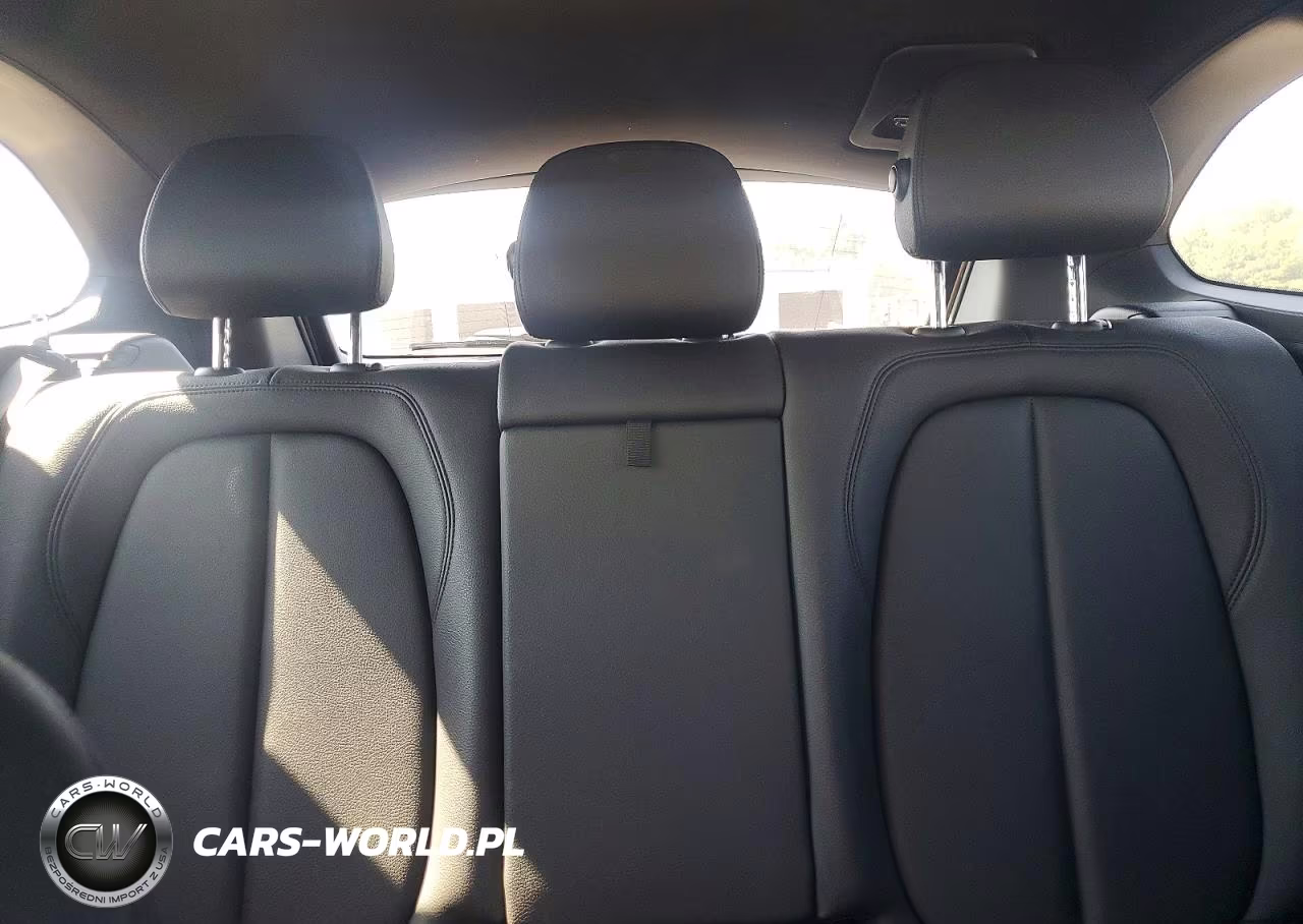 2020 BMW X1 xDrive28I VIN:WBXJG9C06L5P15035 - 10