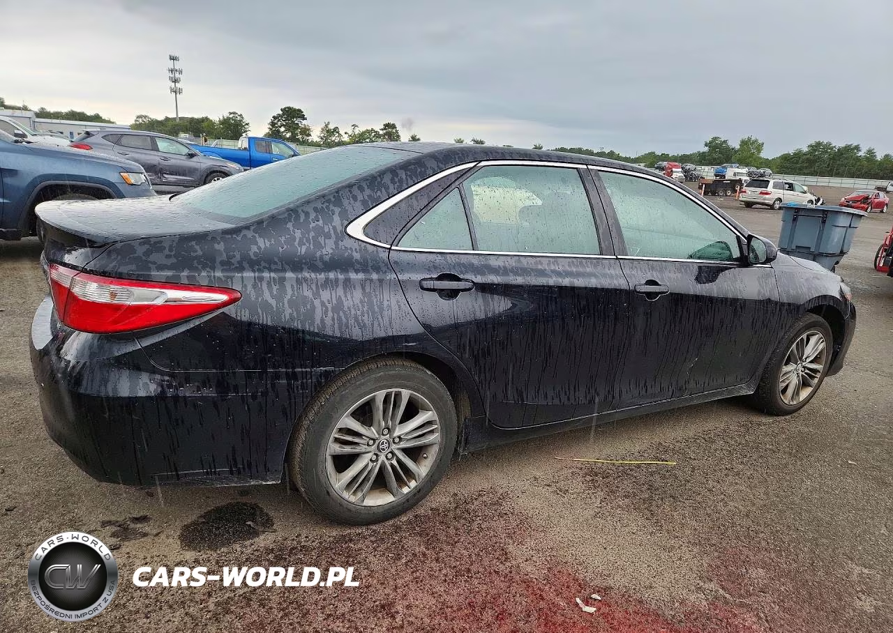 2017 Toyota Camry Se VIN:4T1BF1FK4HU396410 - 3