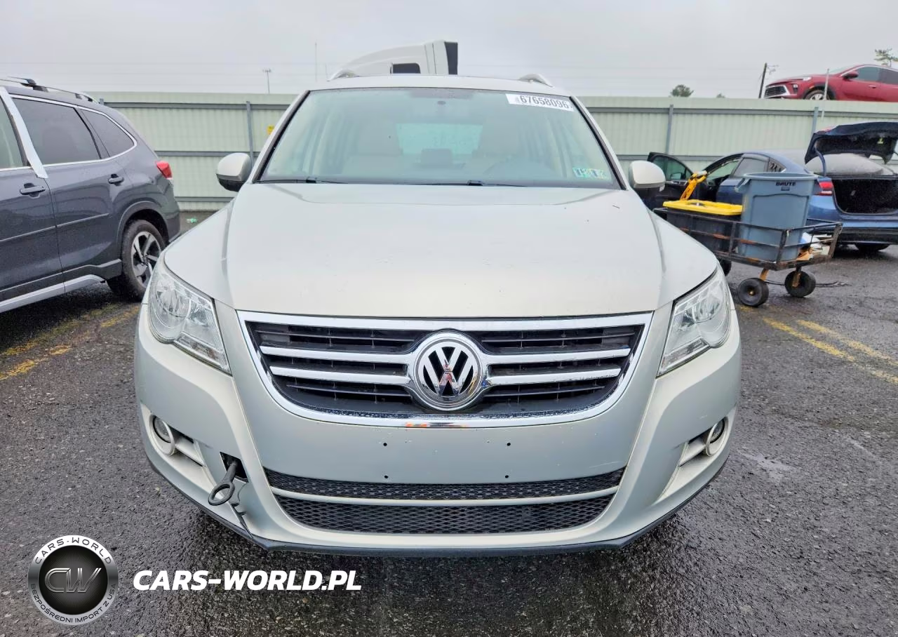 2011 Volkswagen Tiguan S VIN:WVGBV7AX2BW536393 - 5