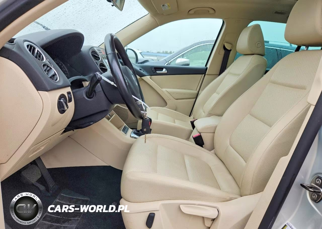 2011 Volkswagen Tiguan S VIN:WVGBV7AX2BW536393 - 7