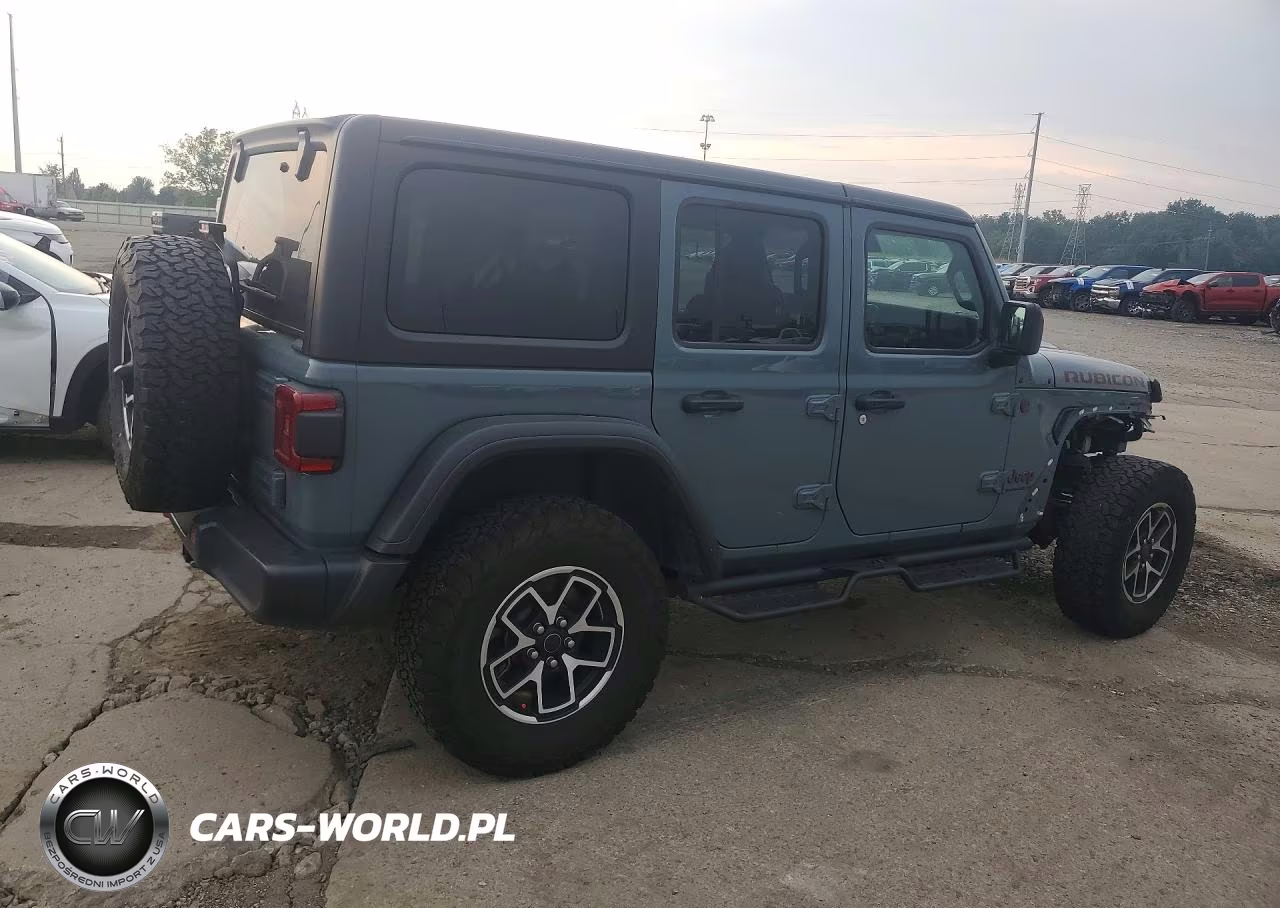 2024 Jeep Wrangler Rubicon VIN:1C4PJXFG2RW307639 - 3
