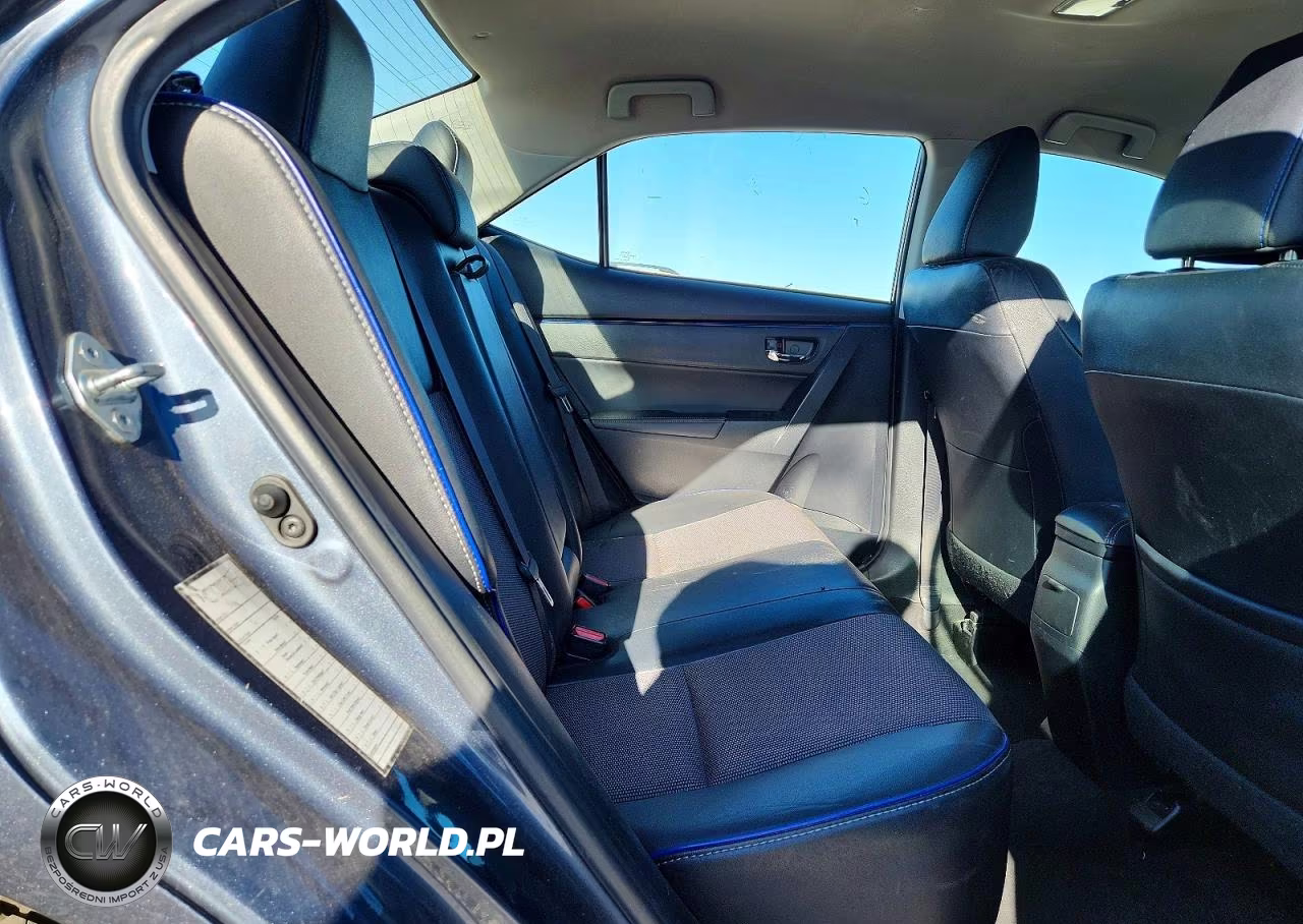 2017 Toyota Corolla Se VIN:2T1BURHEXHC888078 - 10