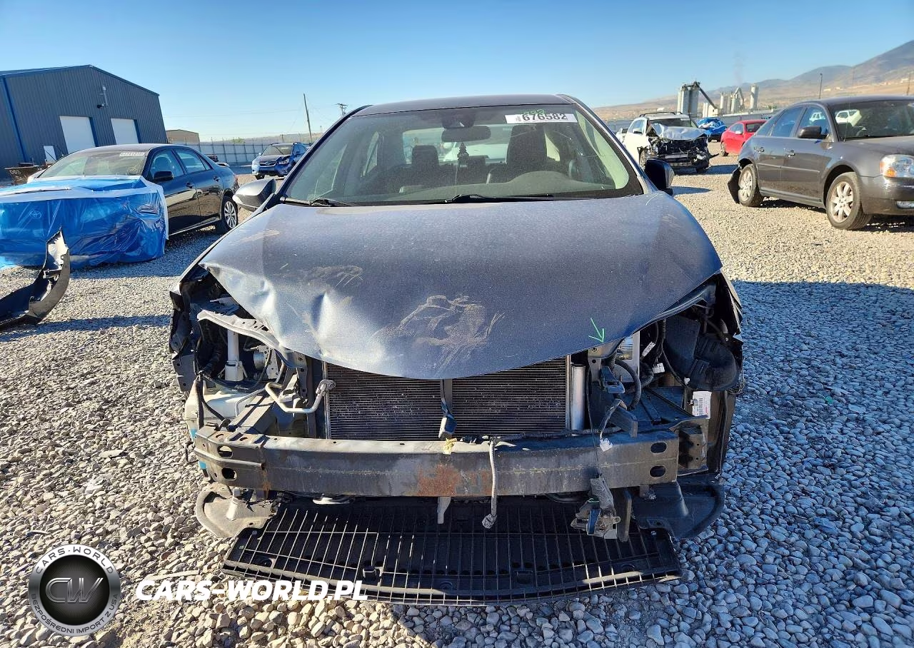 2017 Toyota Corolla Se VIN:2T1BURHEXHC888078 - 5