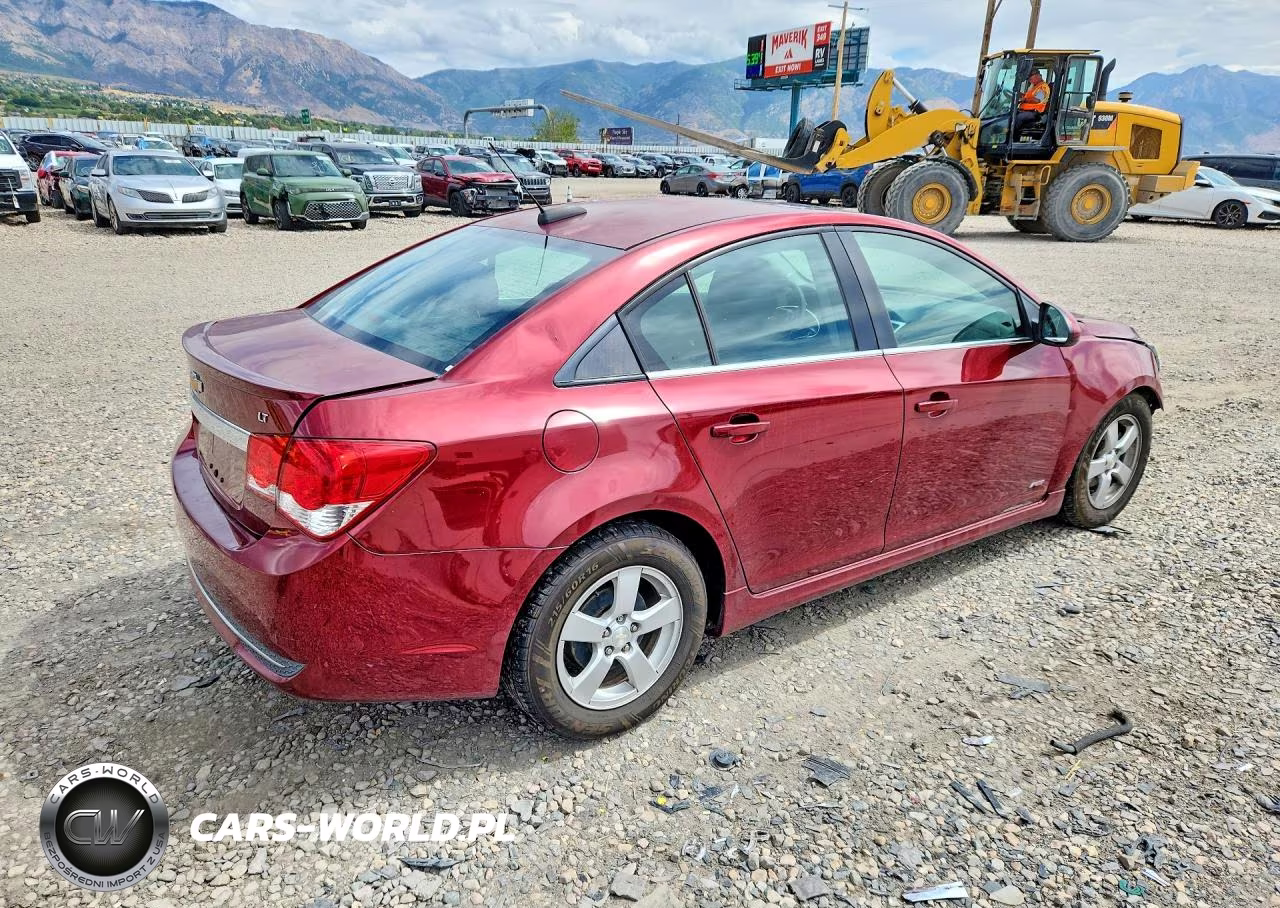 2015 Chevrolet Cruze Lt VIN:1G1PC5SB1F7286581 - 3