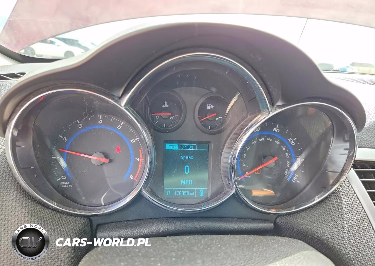 2015 Chevrolet Cruze Lt VIN:1G1PC5SB1F7286581 - 9
