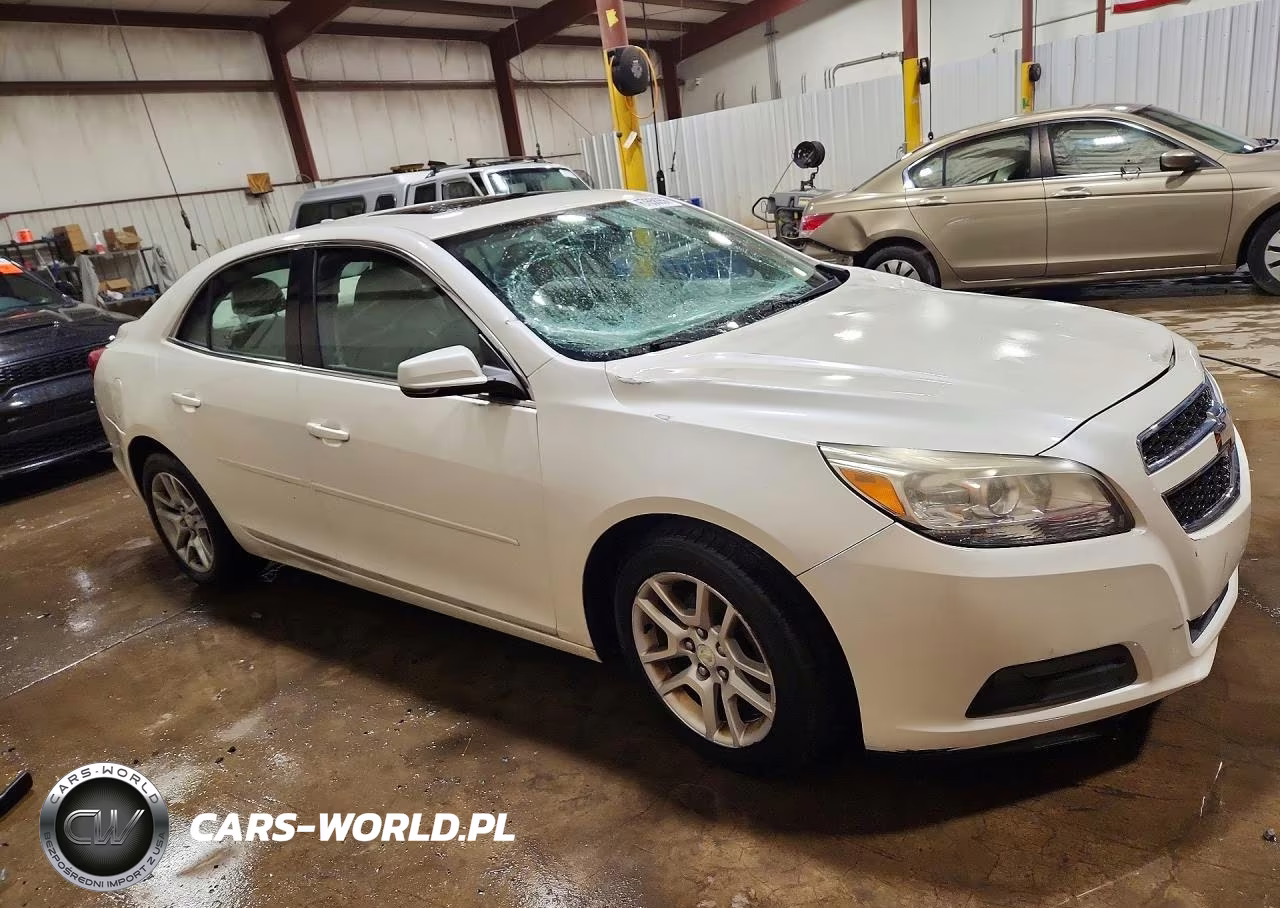 2013 Chevrolet Malibu 1Lt VIN:1G11C5SA6DF352882 - 4