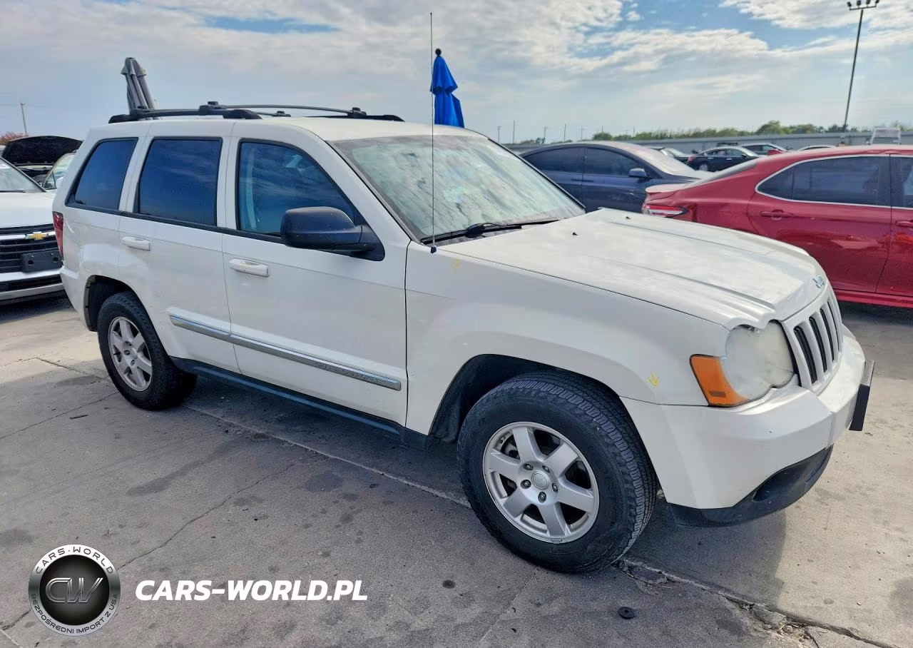 2010 Jeep Grand Cherokee Laredo VIN:1J4PS4GKXAC146522 - 4