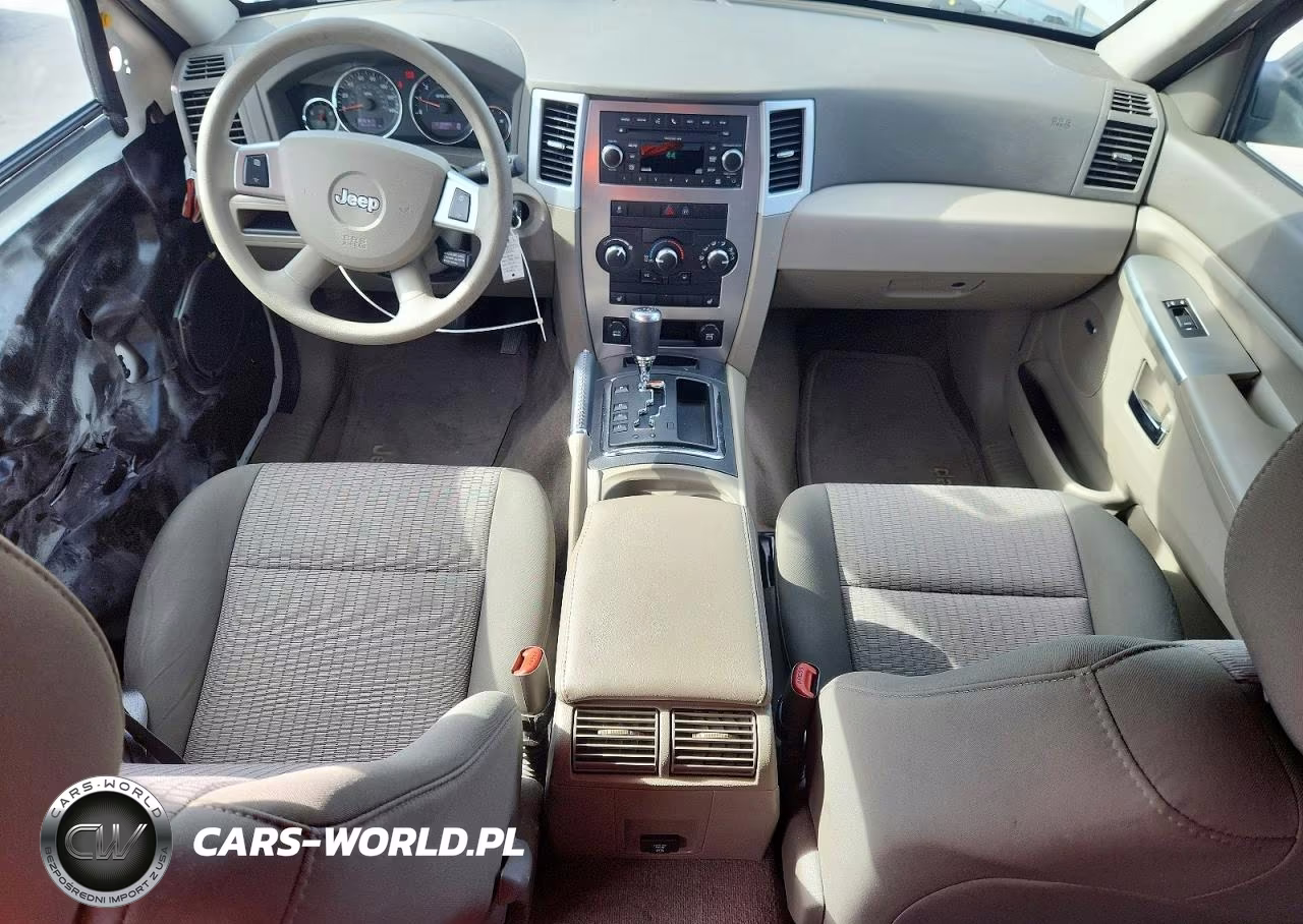 2010 Jeep Grand Cherokee Laredo VIN:1J4PS4GKXAC146522 - 8