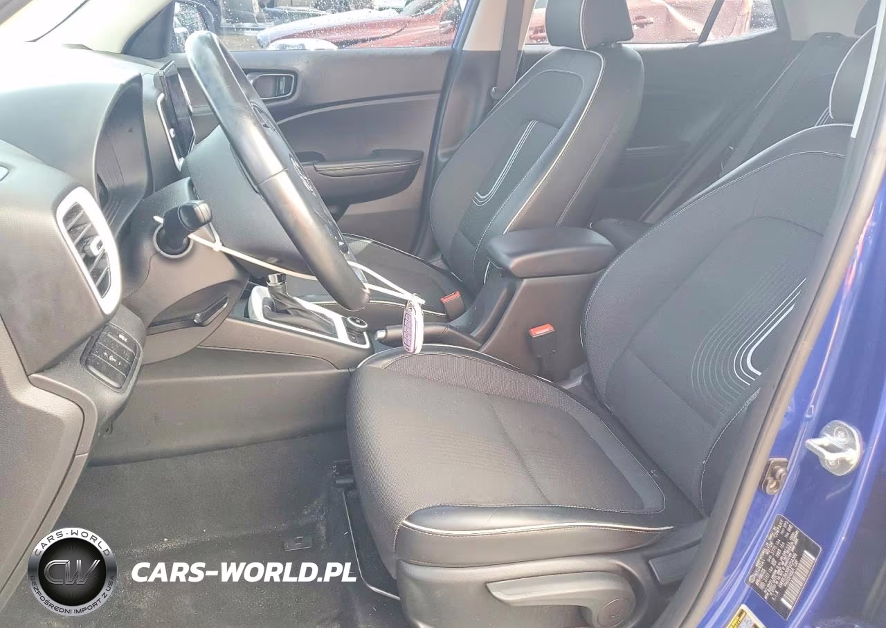 2023 Hyundai Venue Limited VIN:KMHRC8A30PU254389 - 7