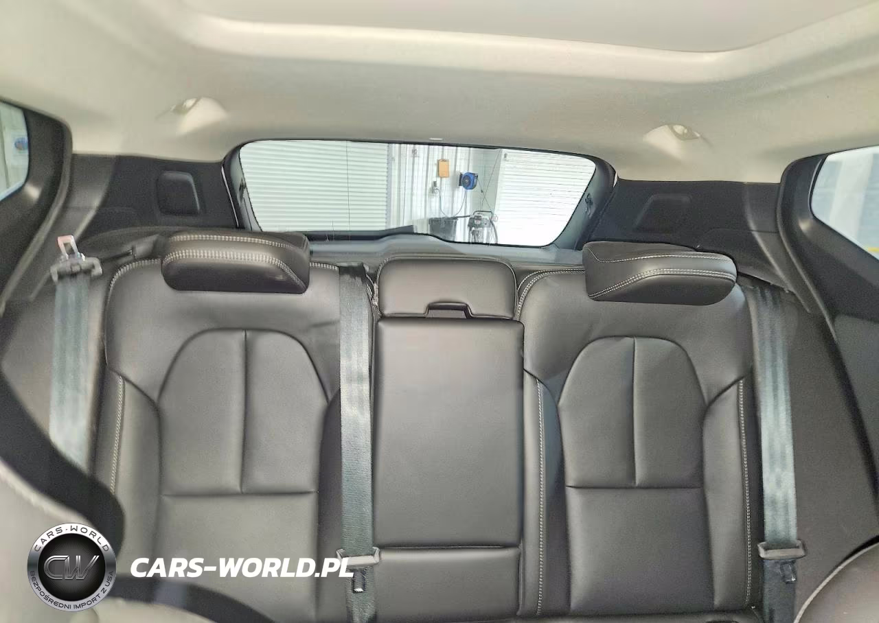 2025 Volvo Xc40 Core VIN:YV4L12UJXS2569399 - 10