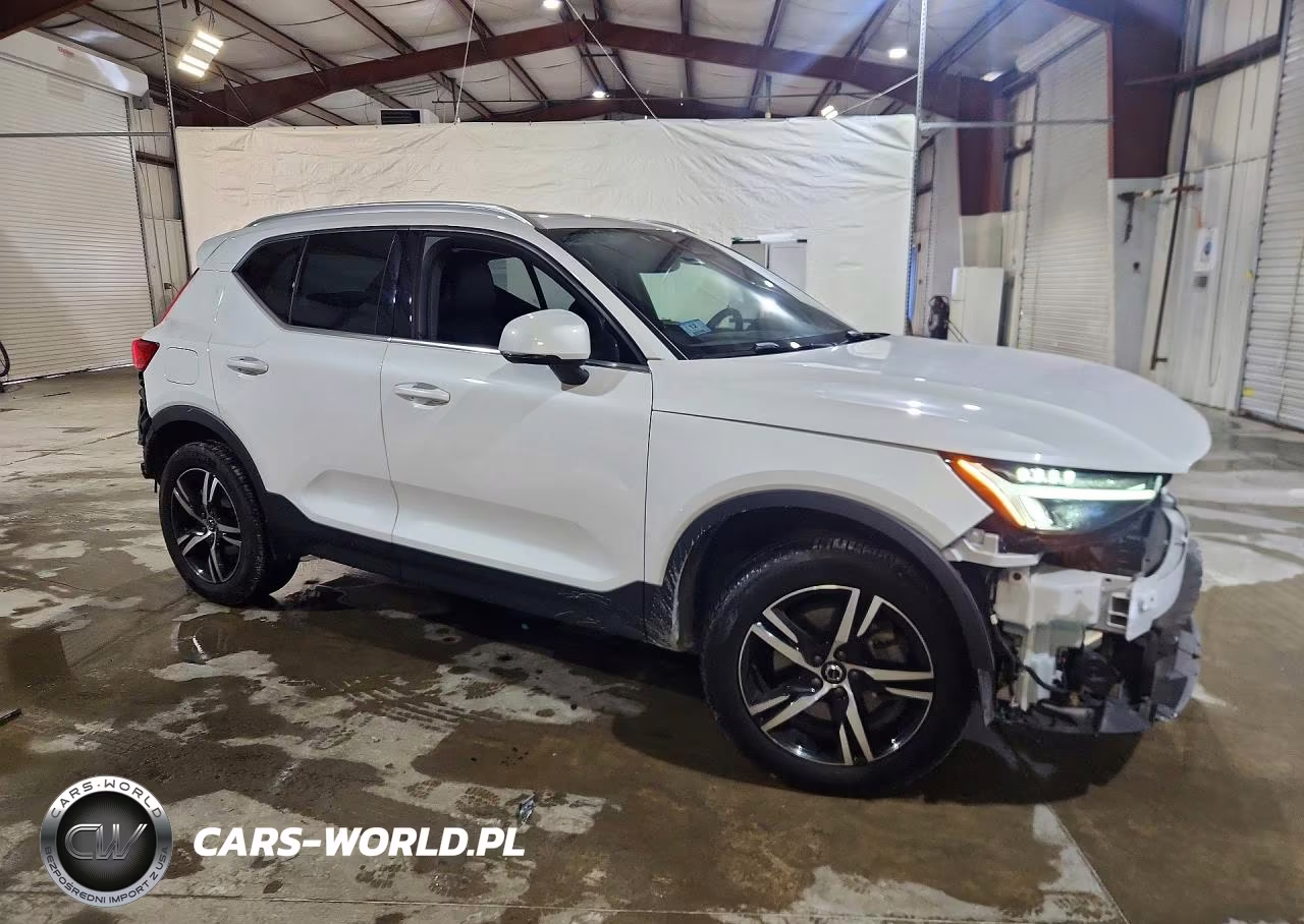 2025 Volvo Xc40 Core VIN:YV4L12UJXS2569399 - 4