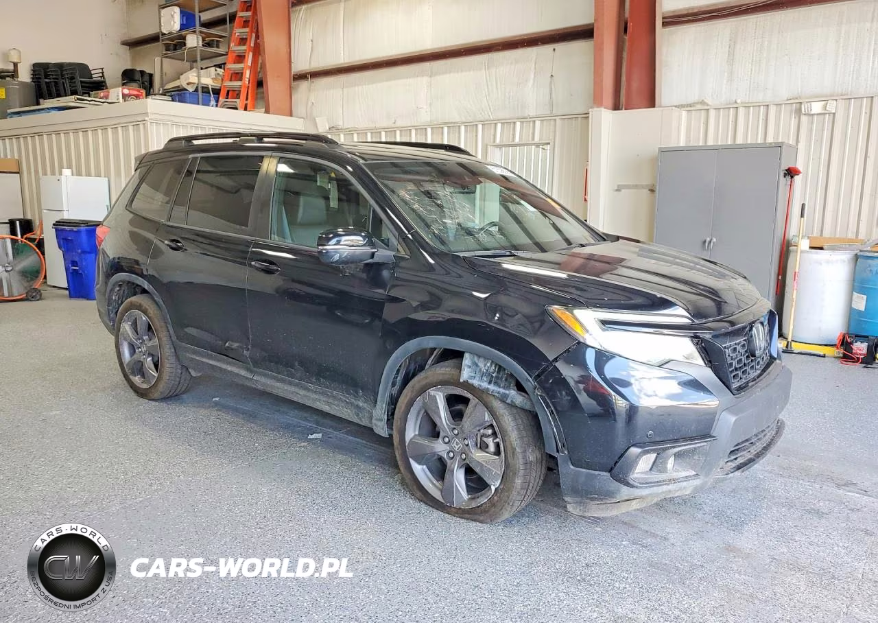 2019 Honda Passport Touring VIN:5FNYF8H90KB026296 - 4