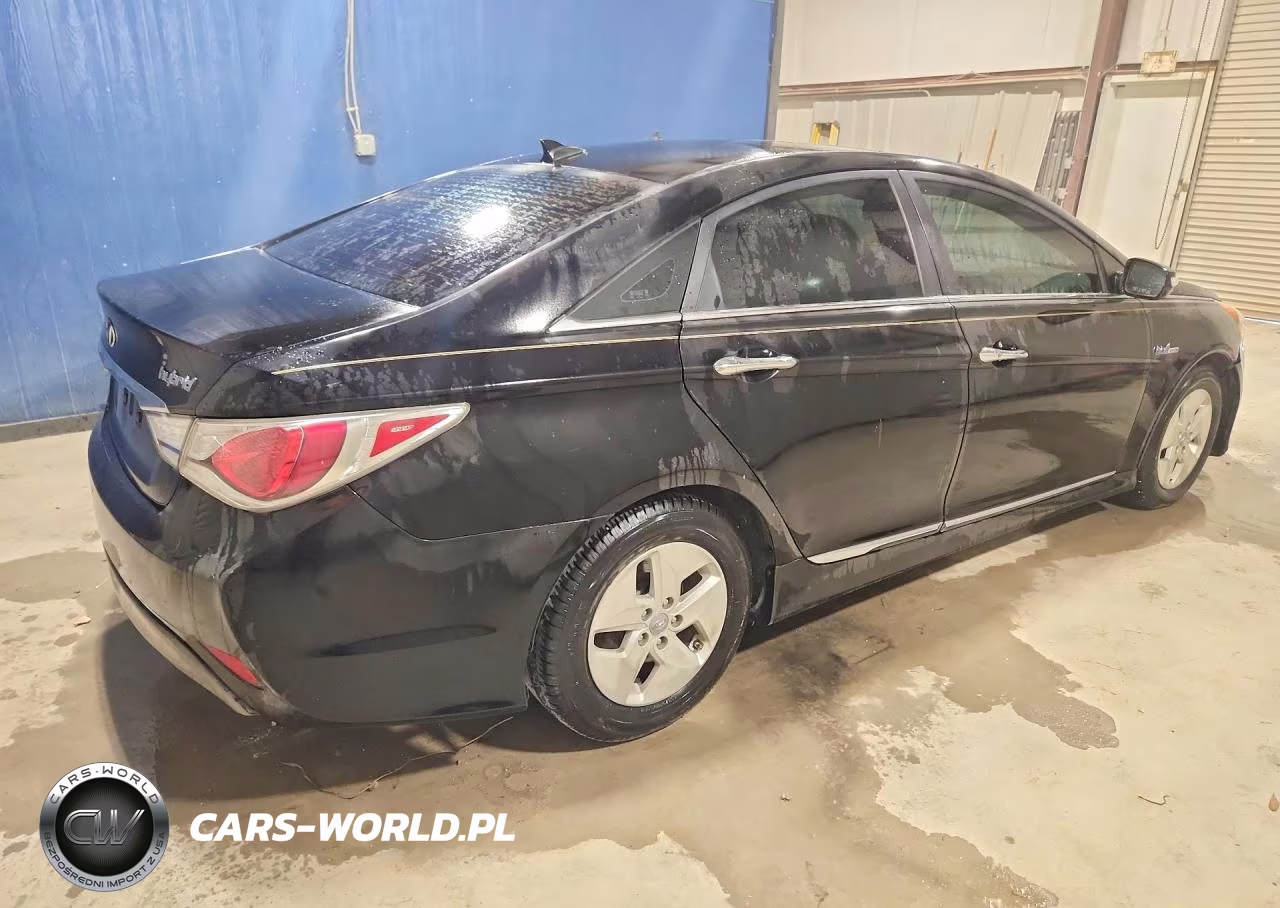 2012 Hyundai Sonata Hybrid VIN:KMHEC4A41CA045528 - 3