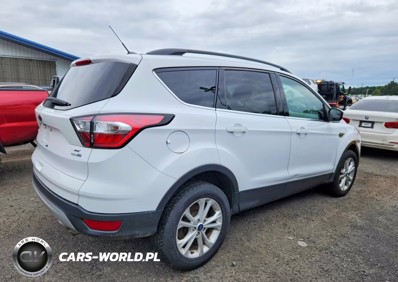 2018 Ford Escape Se VIN:1FMCU9GD0JUD11514 - 3