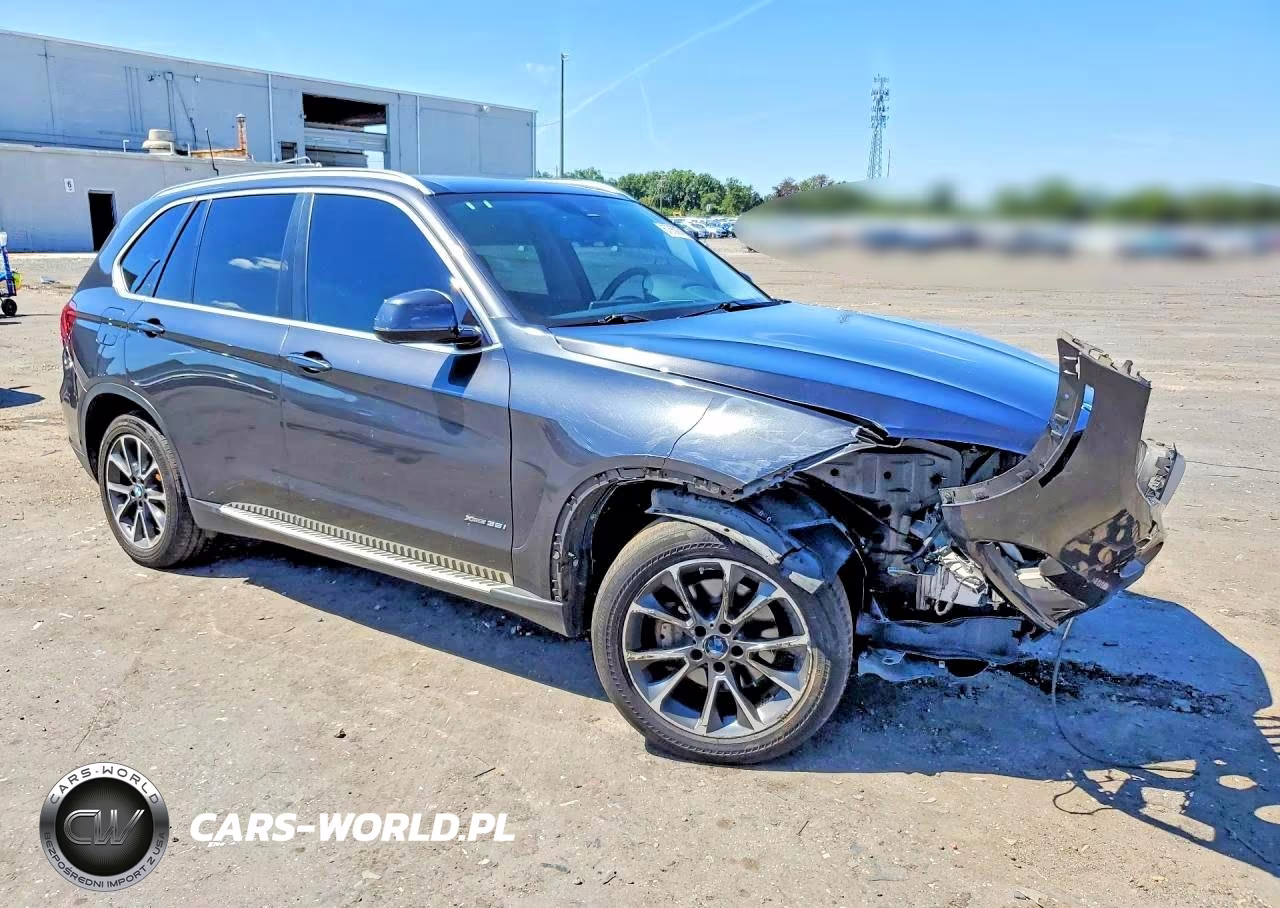 2015 BMW X5 xDrive35I VIN:5UXKR0C58F0K54276 - 4