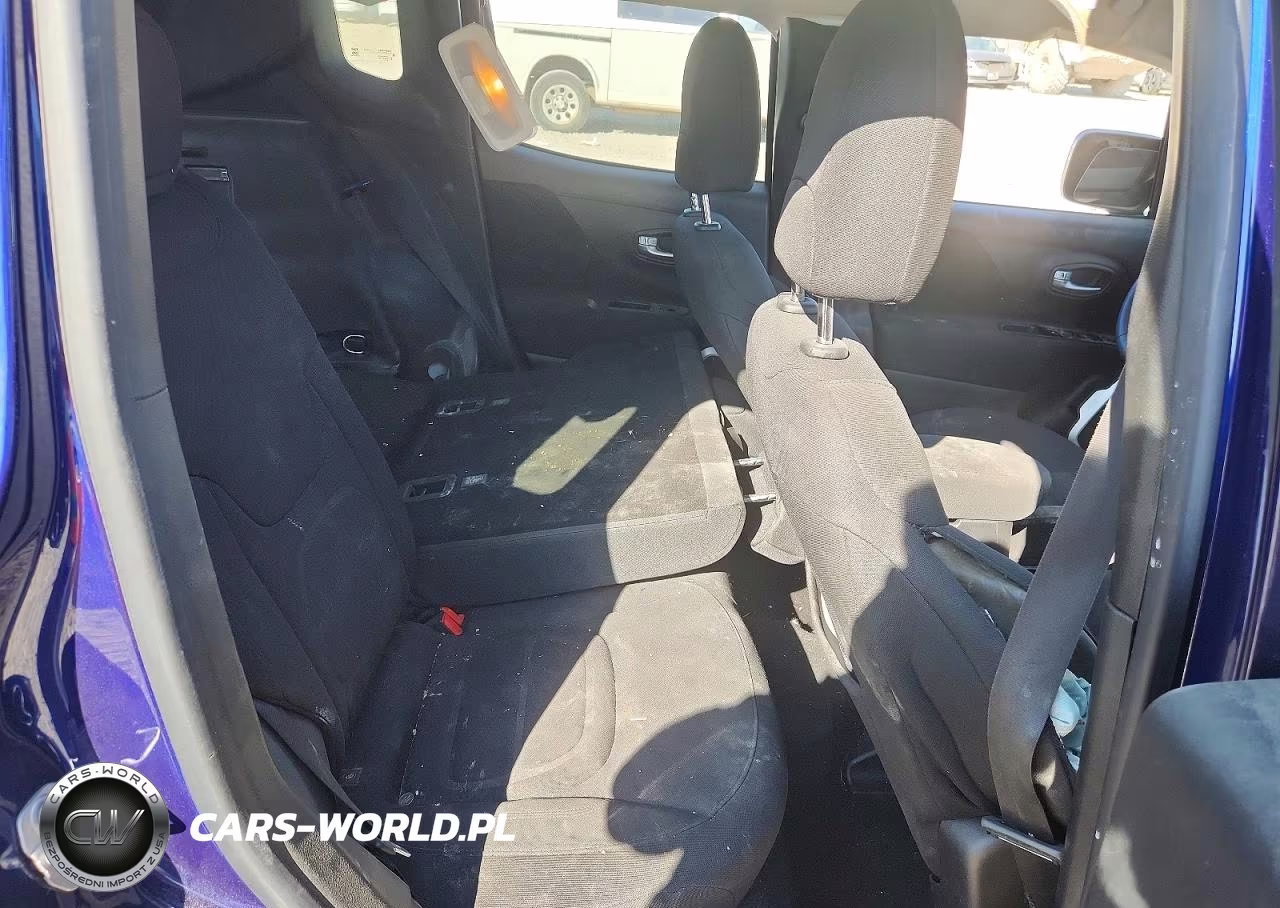 2018 Jeep Renegade Latitude VIN:ZACCJABB0JPJ69927 - 10